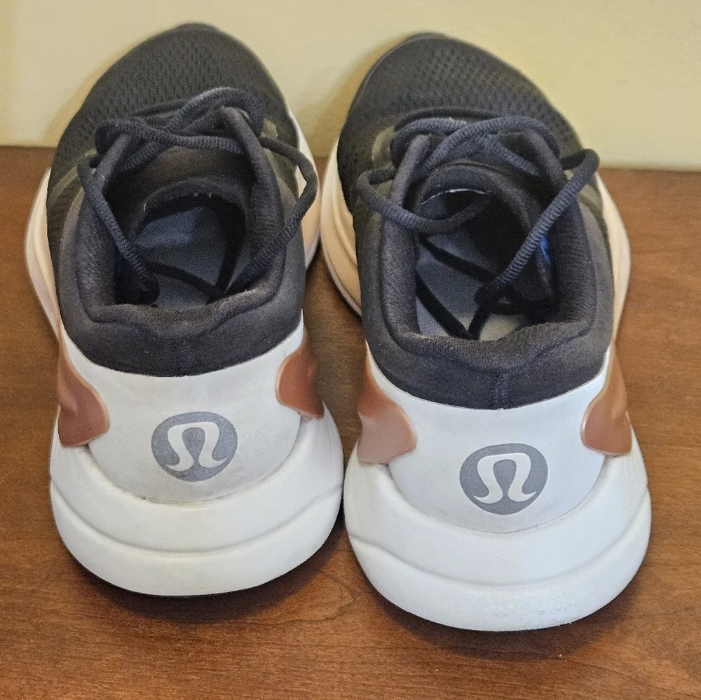 Lululemon Blissfeel Women's Running Shoes Size 8